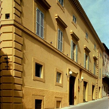 Hotel Palazzo Bocci Spello Exterior foto