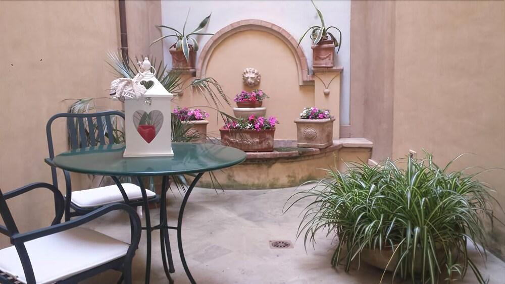 Hotel Palazzo Bocci Spello Exterior foto